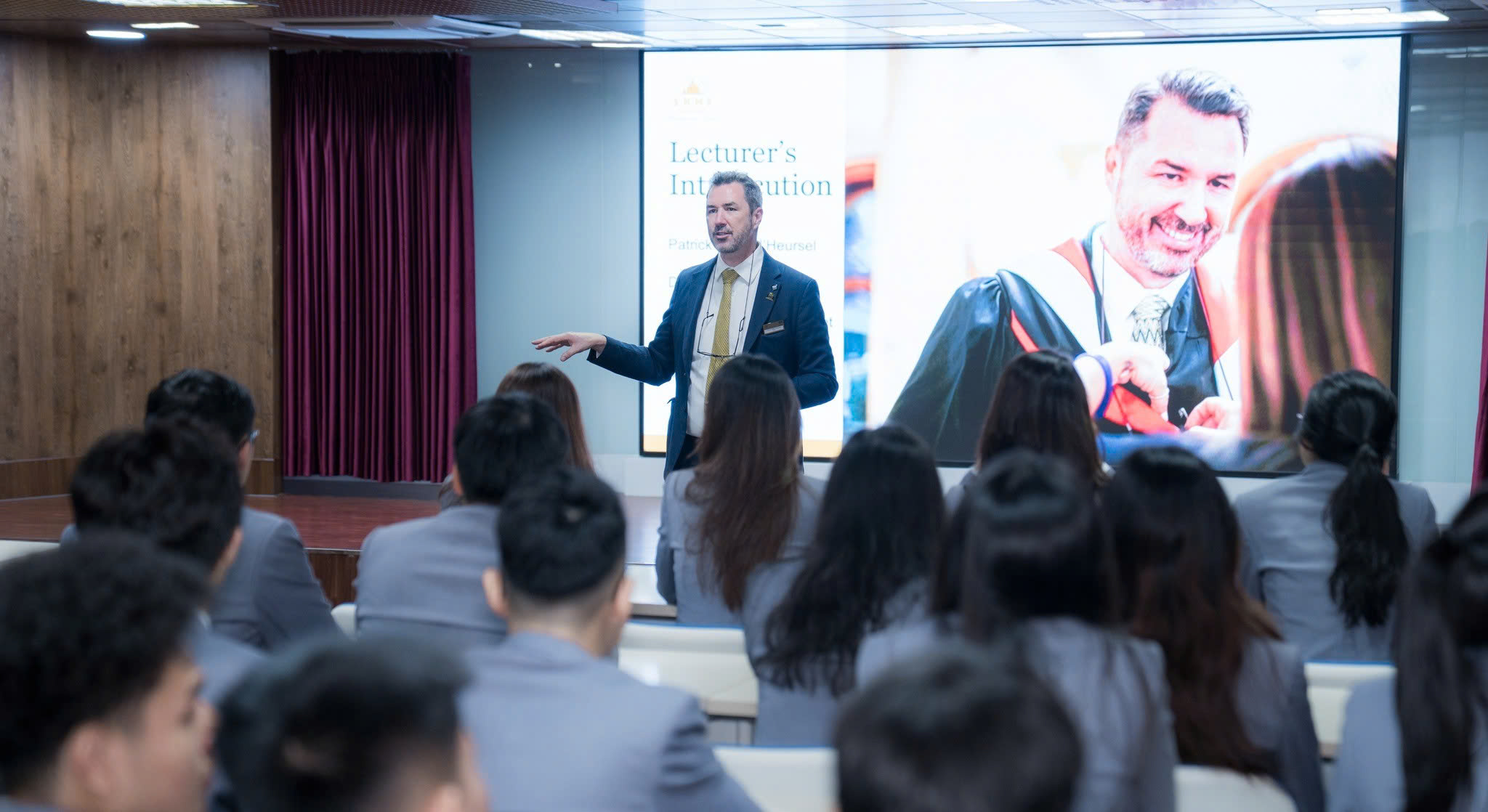 Xét tuyển thẳng vào HSU với IELTS từ 5.5 - 2K8 “về đích” sớm trong mùa tuyển sinh 2026