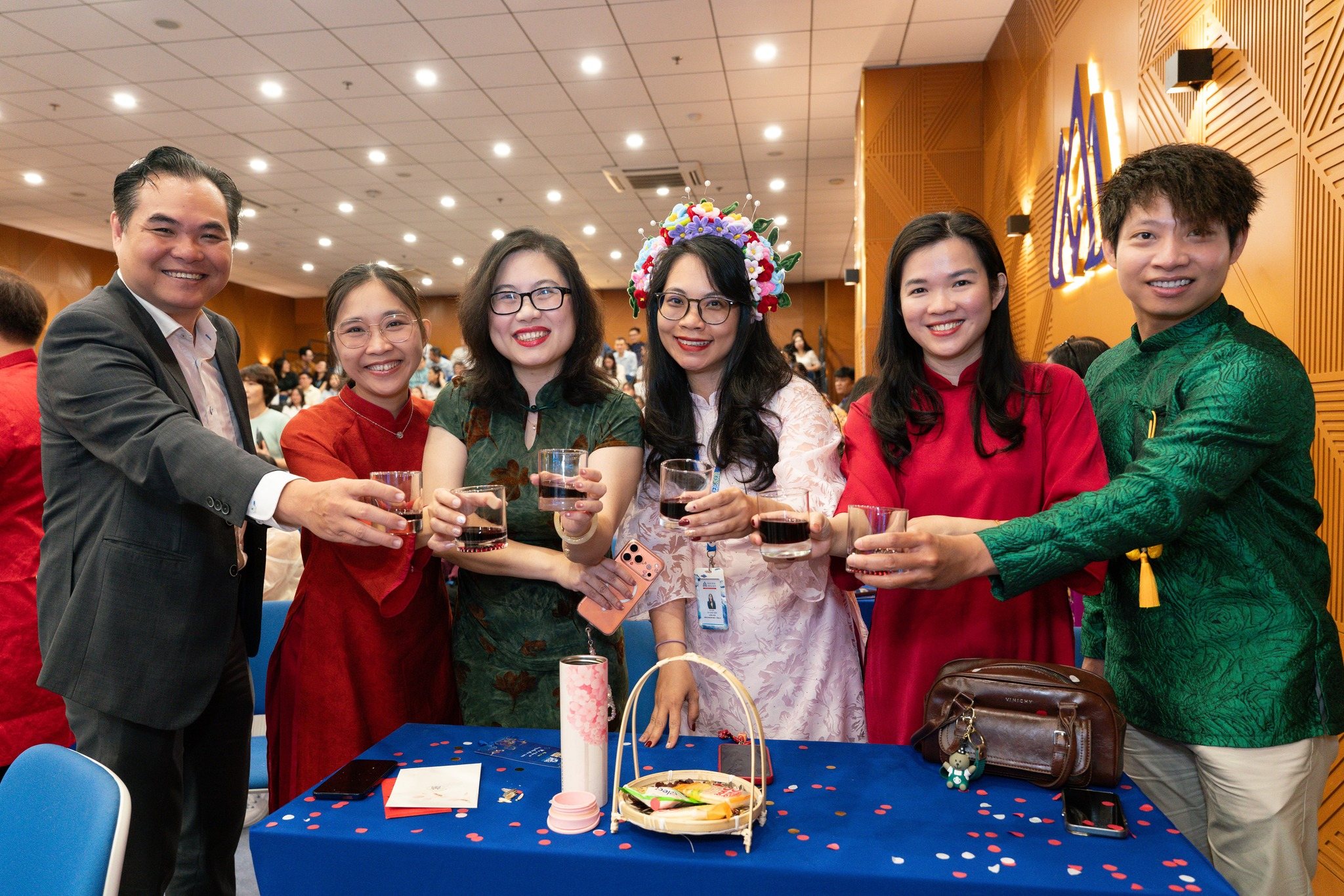 Gặp mặt Tân Niên Bính Ngọ 2026: Khơi dậy năng lượng, khẳng định bản sắc Hoa Sen trước thềm 35 năm thành lập