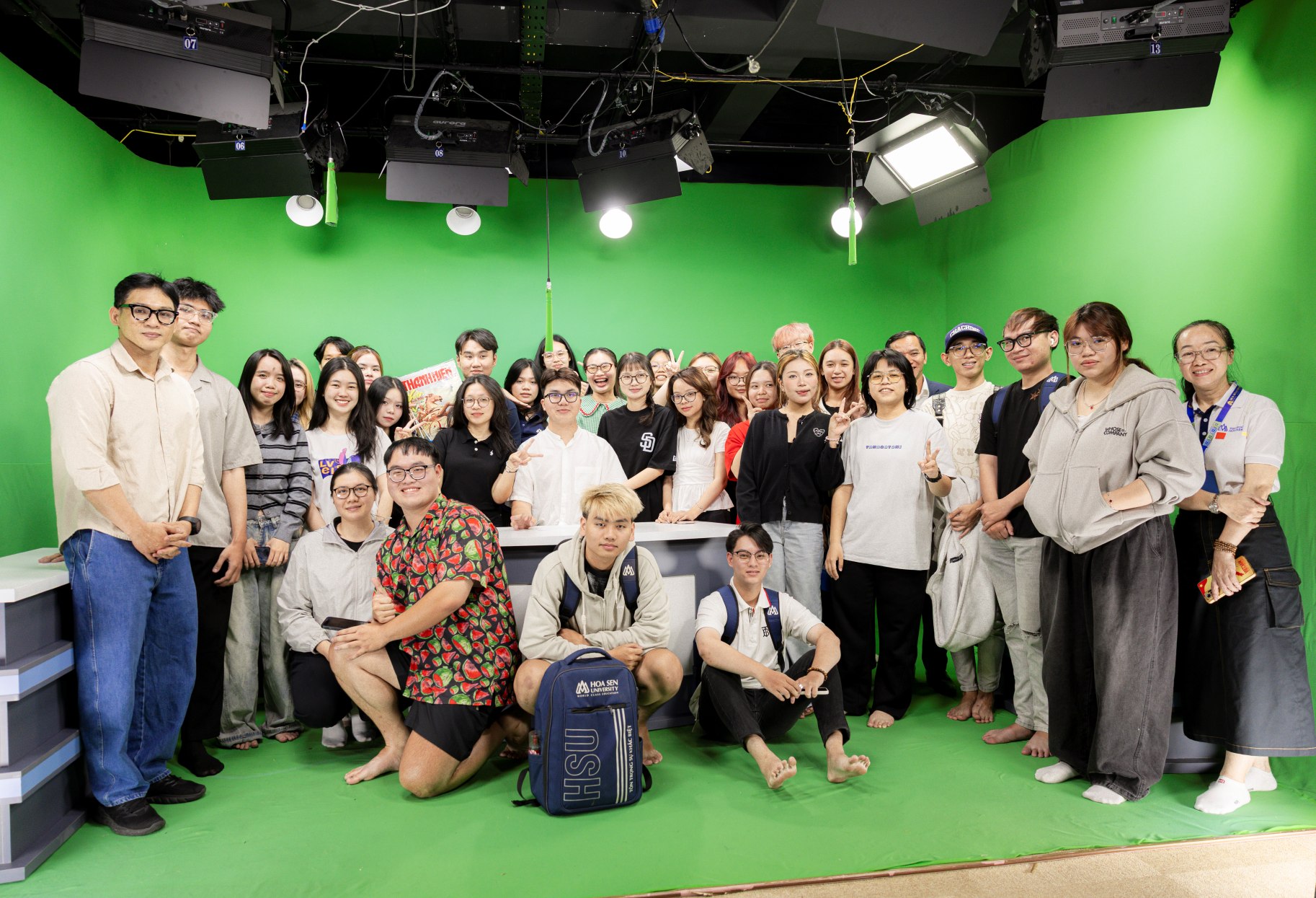 Sinh viên HSU khám phá quy trình sản xuất tin tức tại tòa soạn Báo Thanh Niên