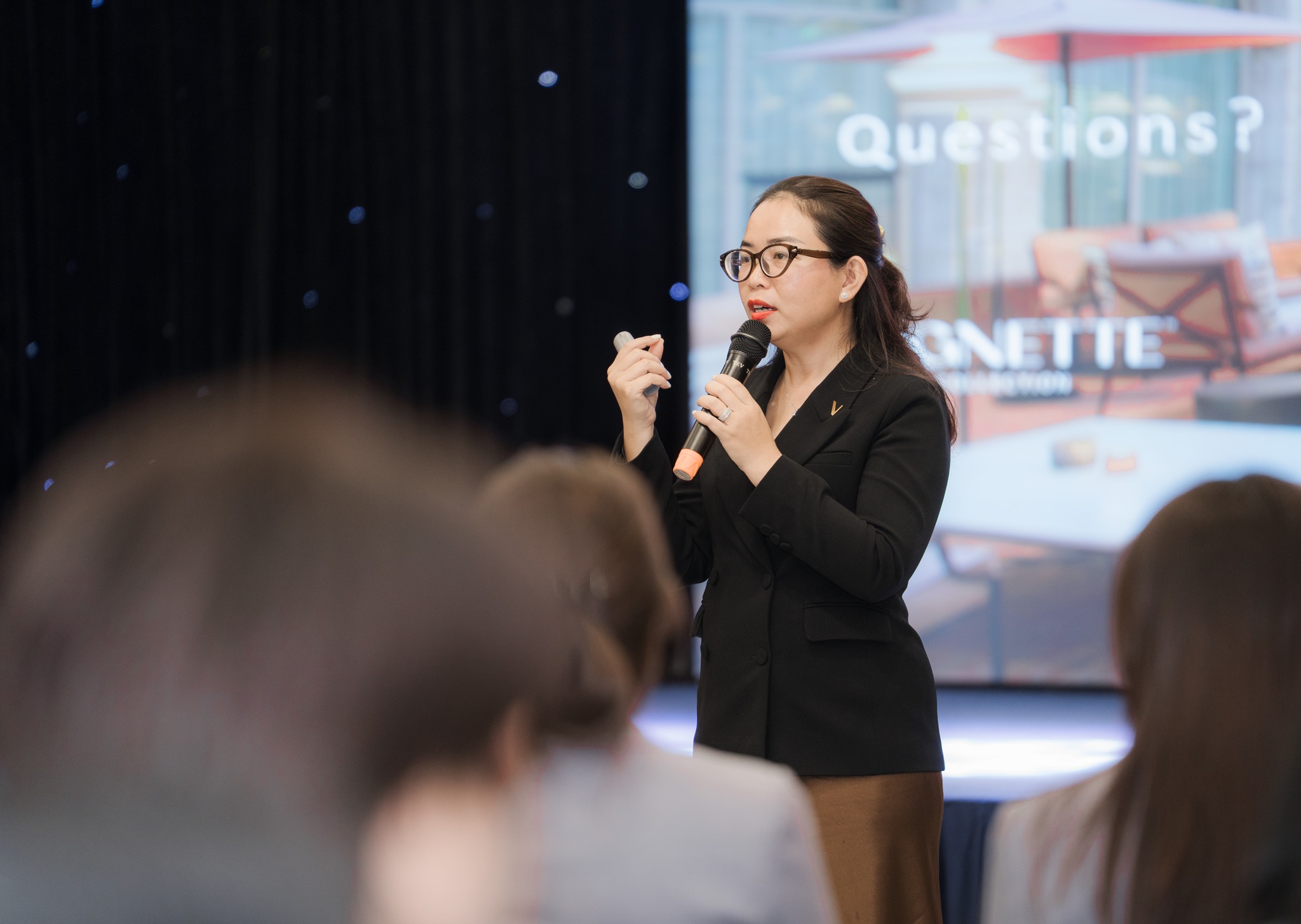 Sinh viên Hoa Sen Elite khám phá nghệ thuật vận hành khách sạn 5 sao cùng lãnh đạo doanh nghiệp