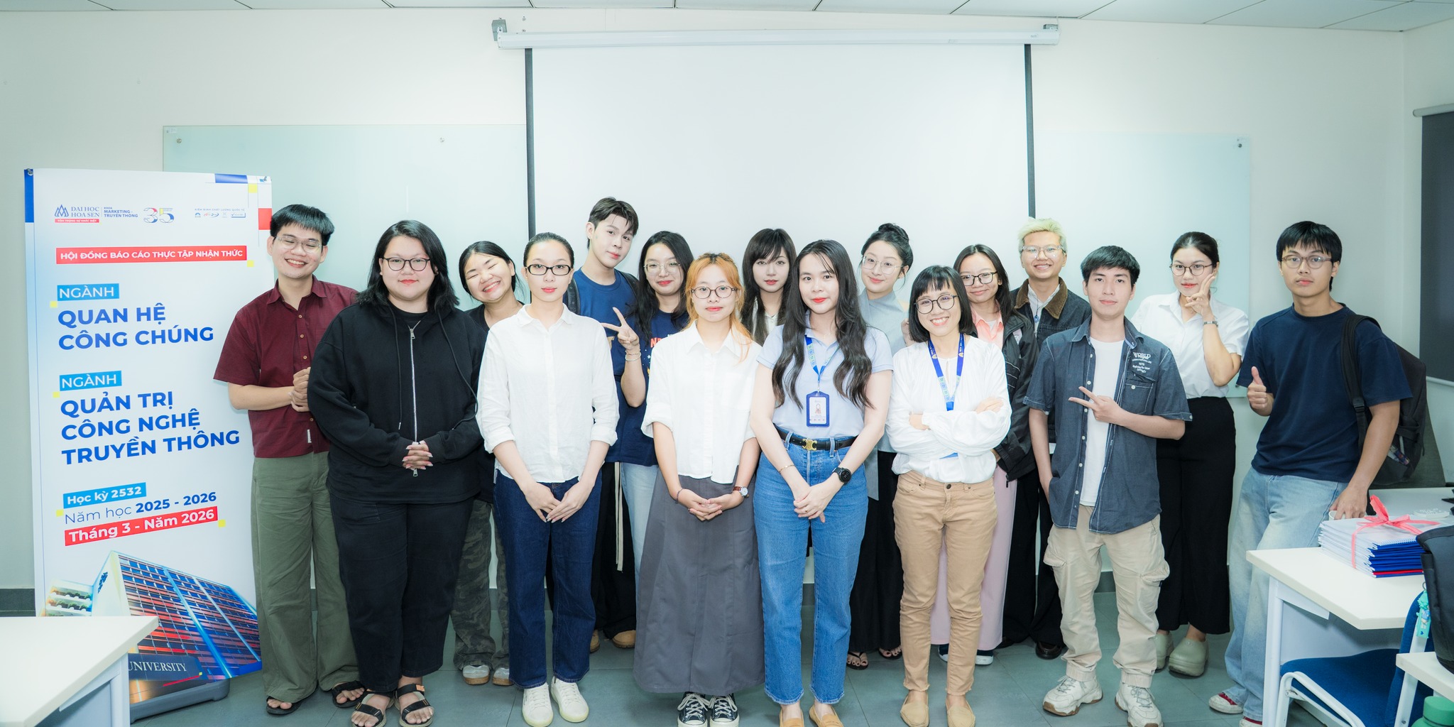 Sinh viên Khoa Marketing – Truyền thông HSU khép lại học kỳ Thực tập nhận thức với 7 hội đồng bảo vệ báo cáo