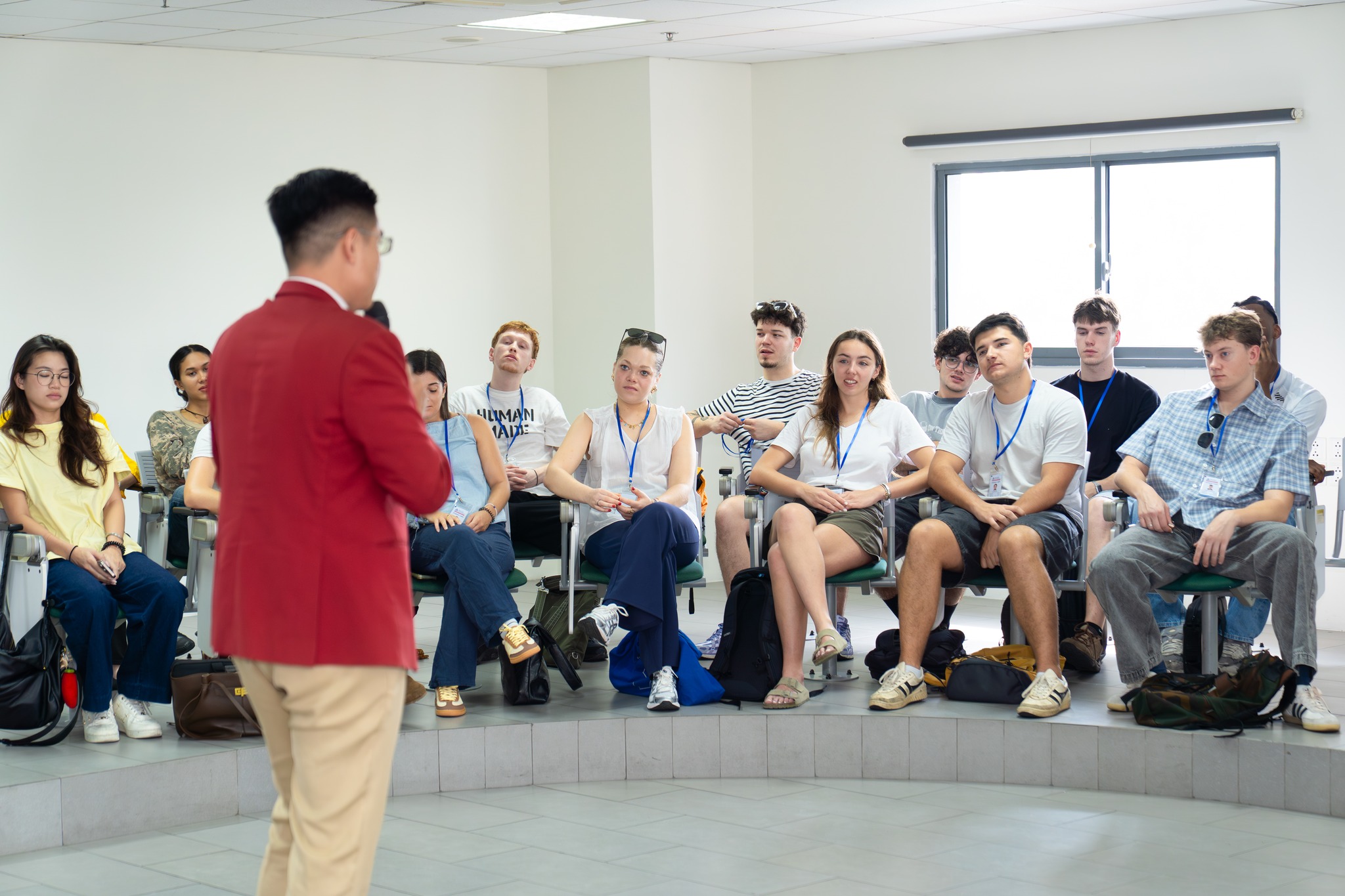 Sinh viên quốc tế từ Pháp, Bỉ, Nhật Bản, Đài Loan học tập tại HSU trong chương trình trao đổi học kỳ 2026