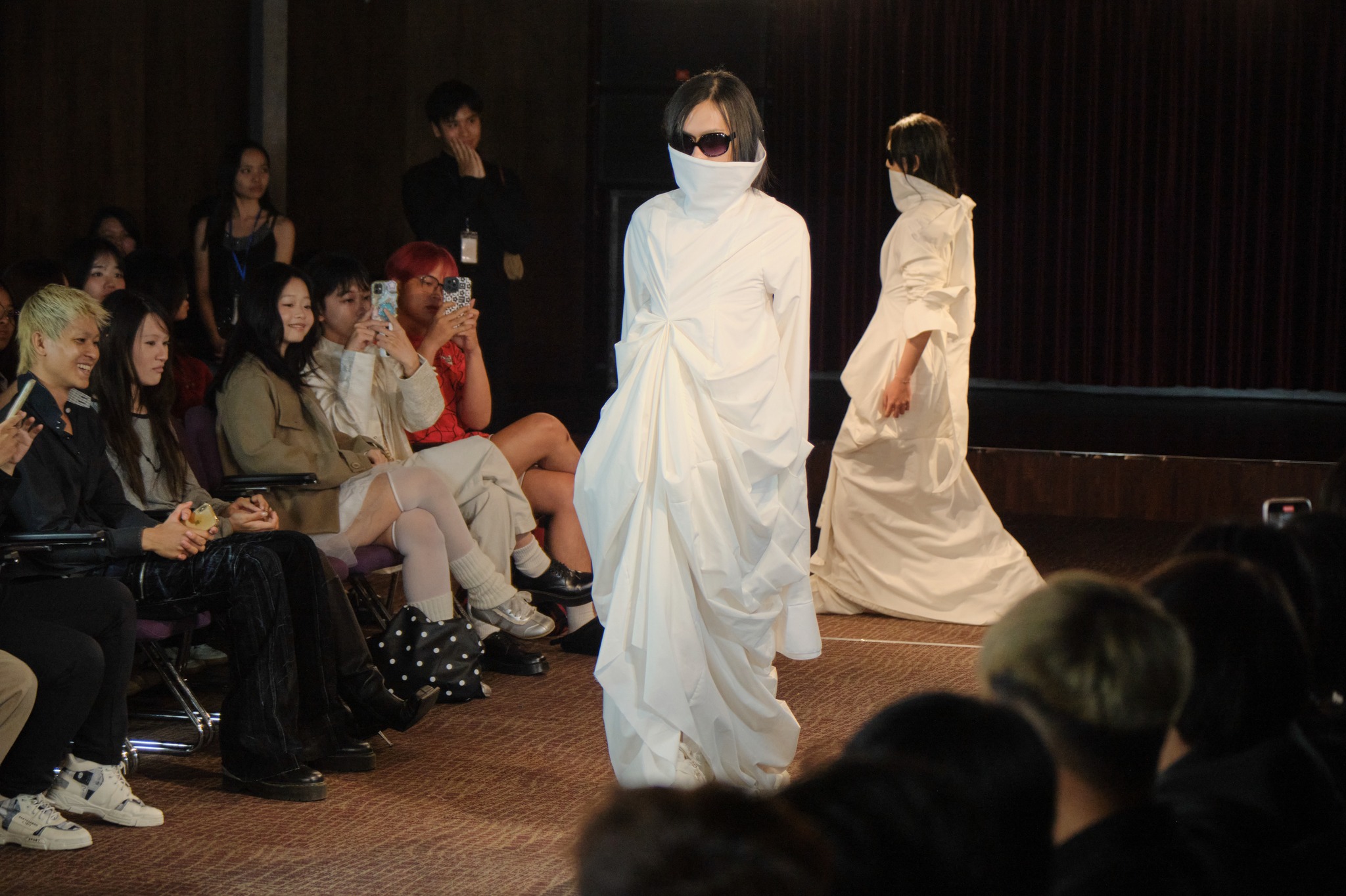 Sinh viên Thiết kế Thời trang HSU tại sàn diễn Archive Reimagined