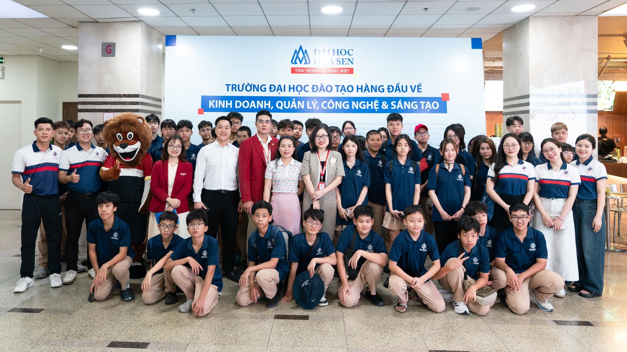 Học sinh UK Academy Huế trải nghiệm môi trường đại học chuẩn quốc tế tại HSU