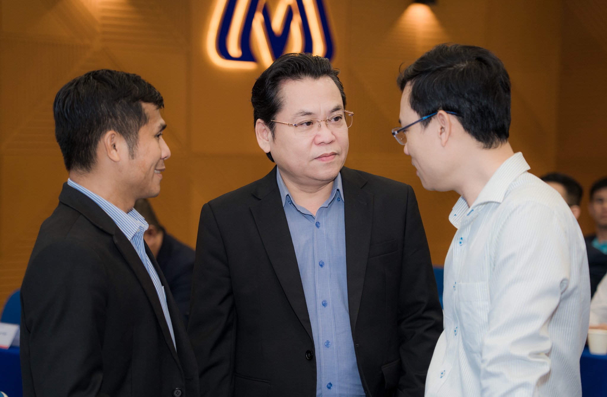 HSU partners with HCMC-DXCenter to boost Digital Data Ecosystem and Human Resources