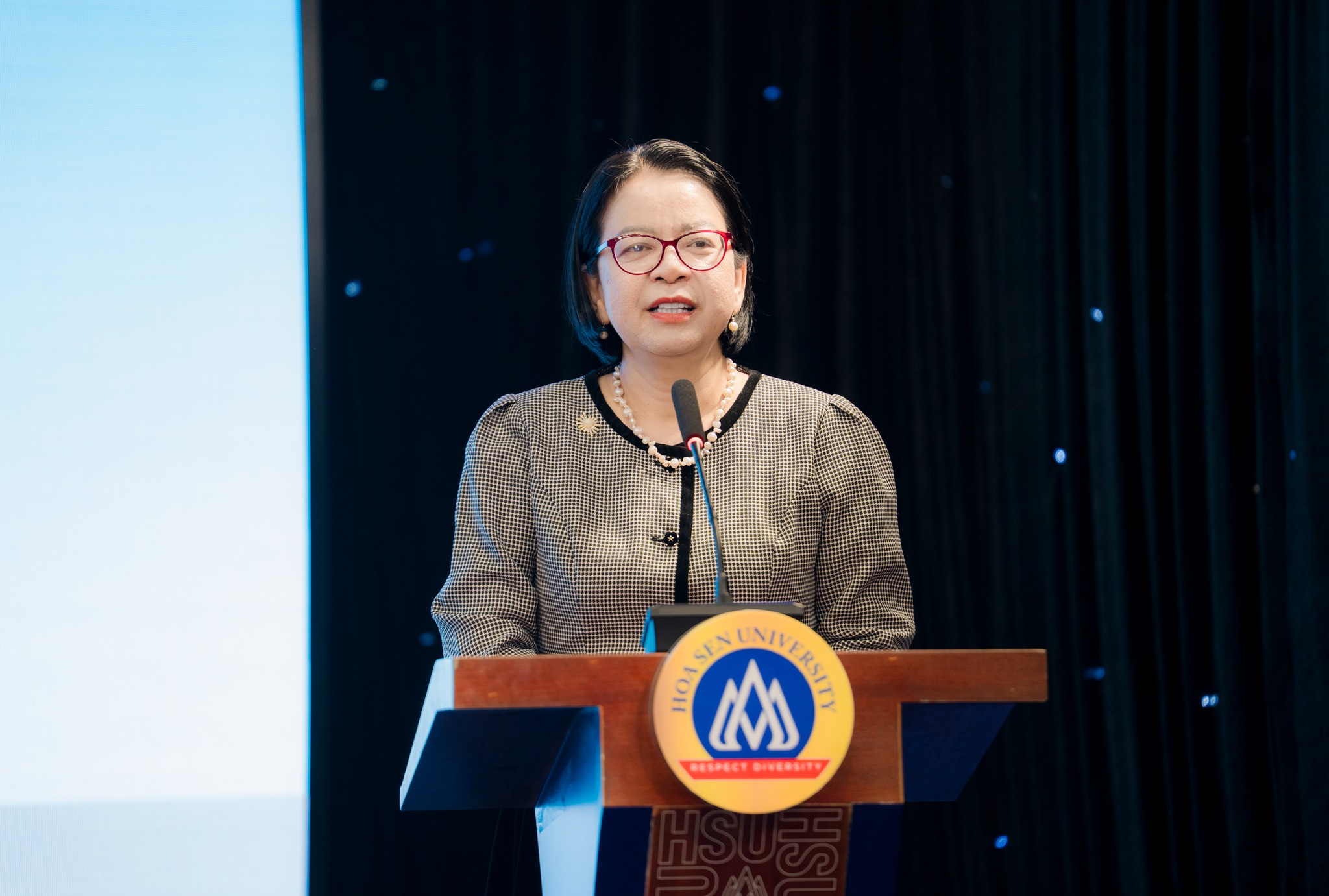 HSU partners with HCMC-DXCenter to boost Digital Data Ecosystem and Human Resources