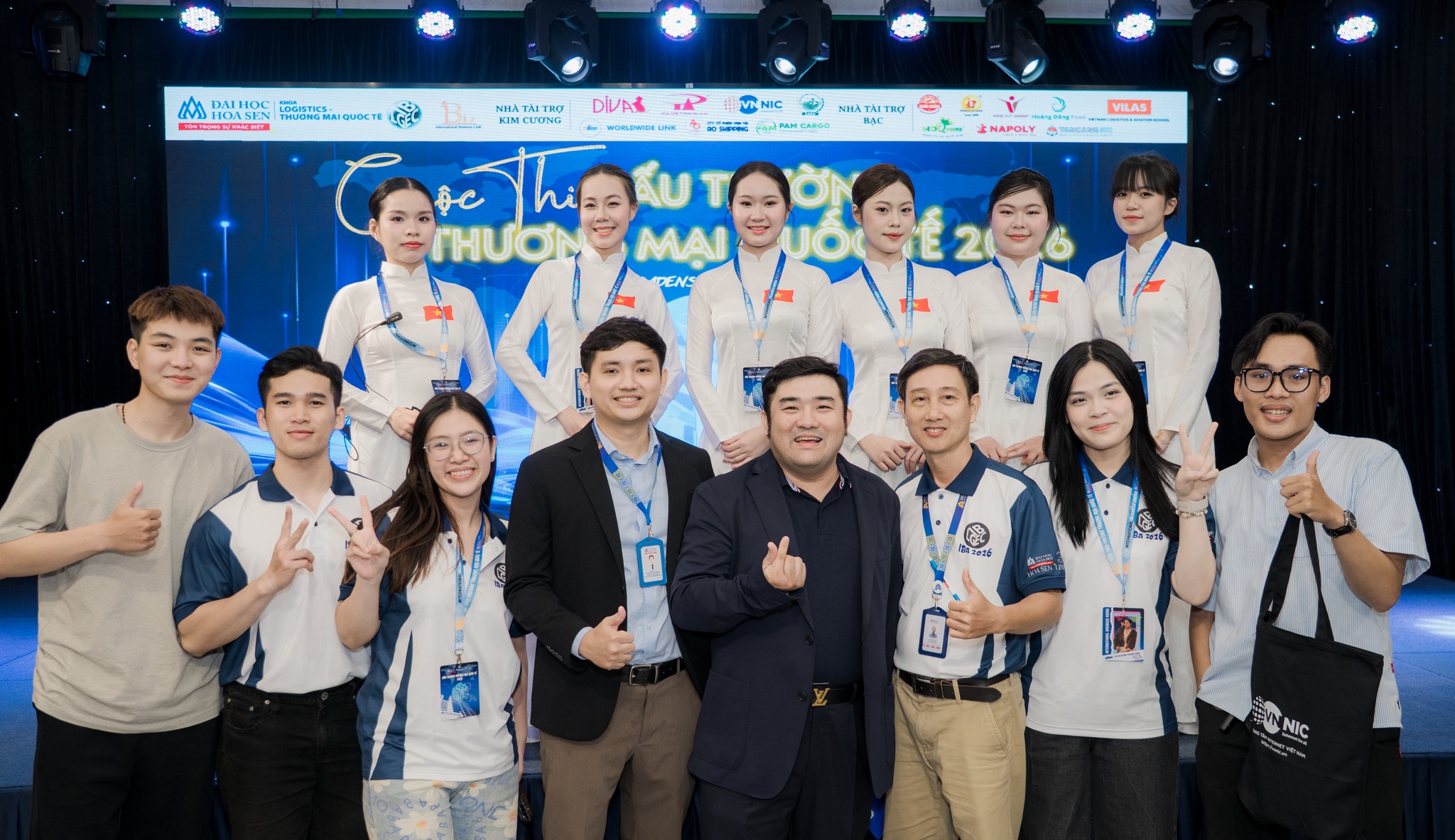 Mô hình hợp tác đại học - doanh nghiệp theo chuẩn năng lực nghề nghiệp quốc tế tại HSU