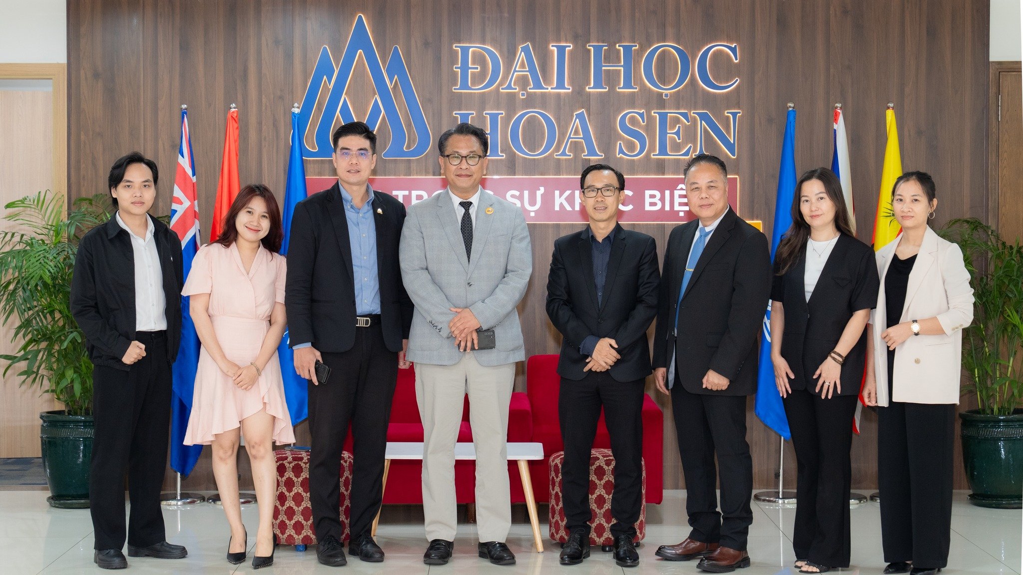 HSU mở rộng kết nối quốc tế, mở thêm cơ hội học bổng và chuyển tiếp Hoa Kỳ cho sinh viên