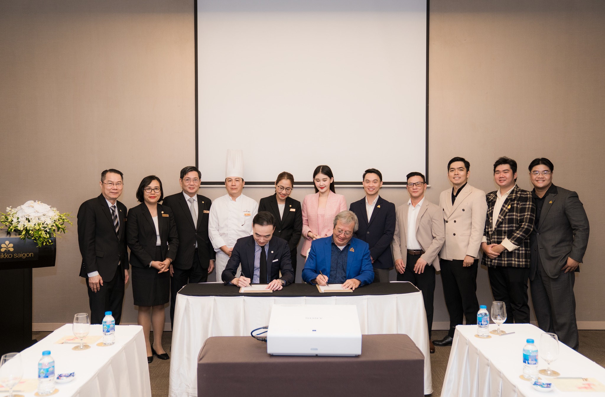 Khách sạn Nikko Saigon trở thành “lớp học thực chiến”, cùng HSU đào tạo thế hệ nhân sự khách sạn toàn cầu