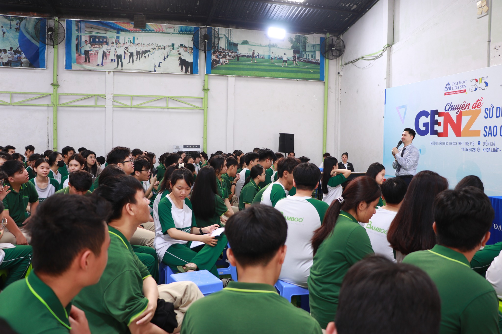 Khoa Luật HSU chia sẻ kỹ năng sử dụng mạng xã hội an toàn cùng Gen Z