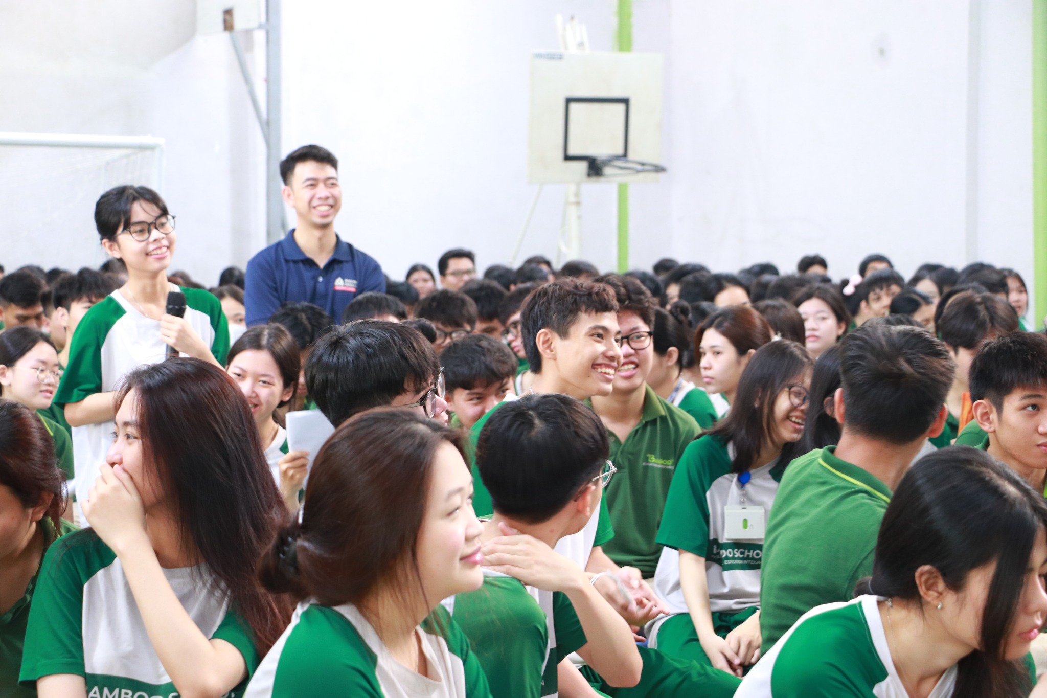 Khoa Luật HSU chia sẻ kỹ năng sử dụng mạng xã hội an toàn cùng Gen Z