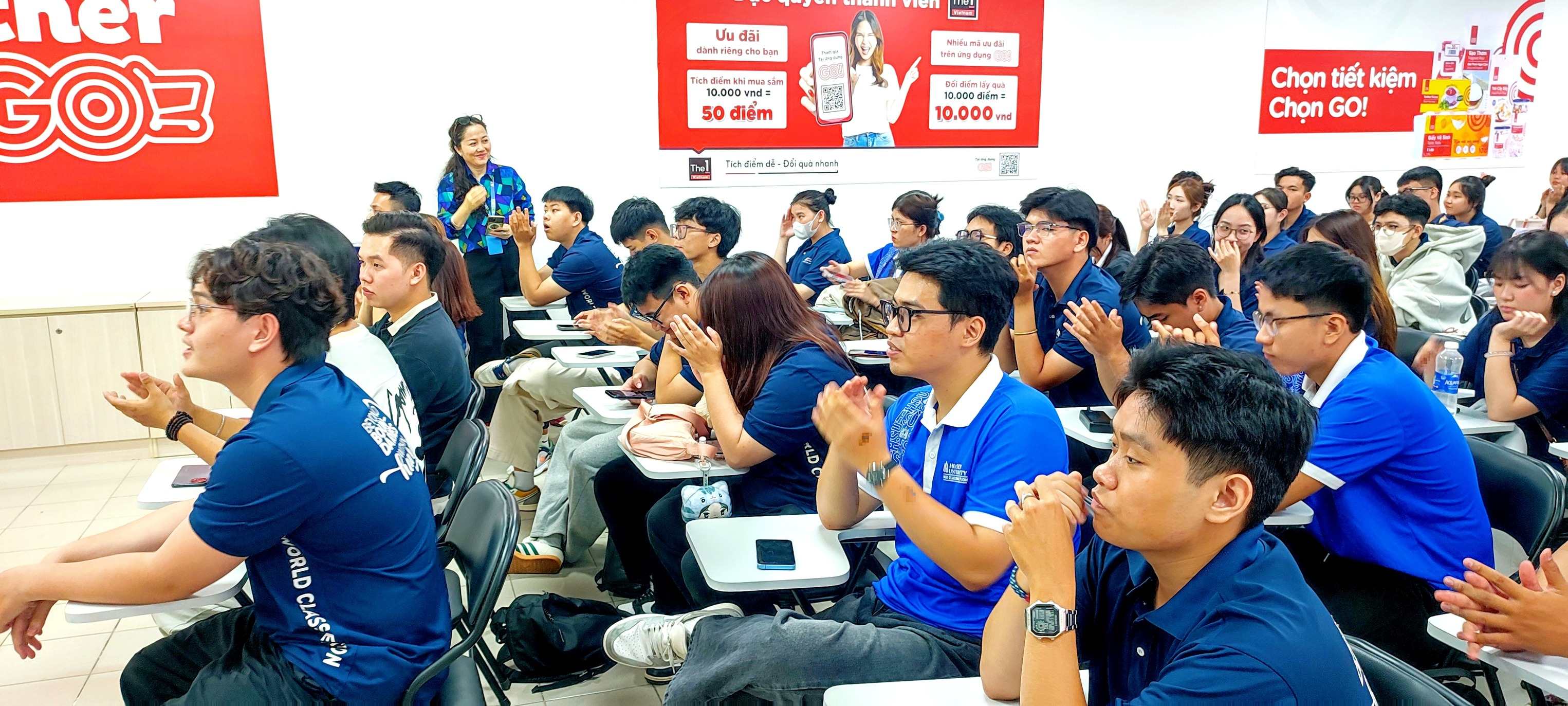 Sinh viên Marketing HSU khám phá thực tiễn xây dựng thương hiệu tại GO! An Lạc