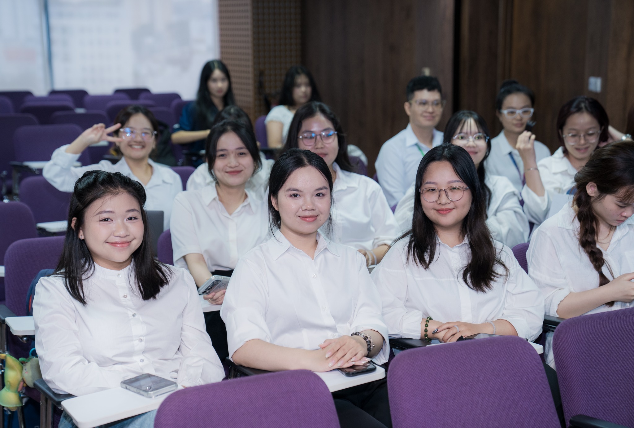 HSU vinh danh các ý tưởng nghiên cứu xuất sắc tại Cuộc thi Sinh viên Nghiên cứu khoa học lần thứ 15