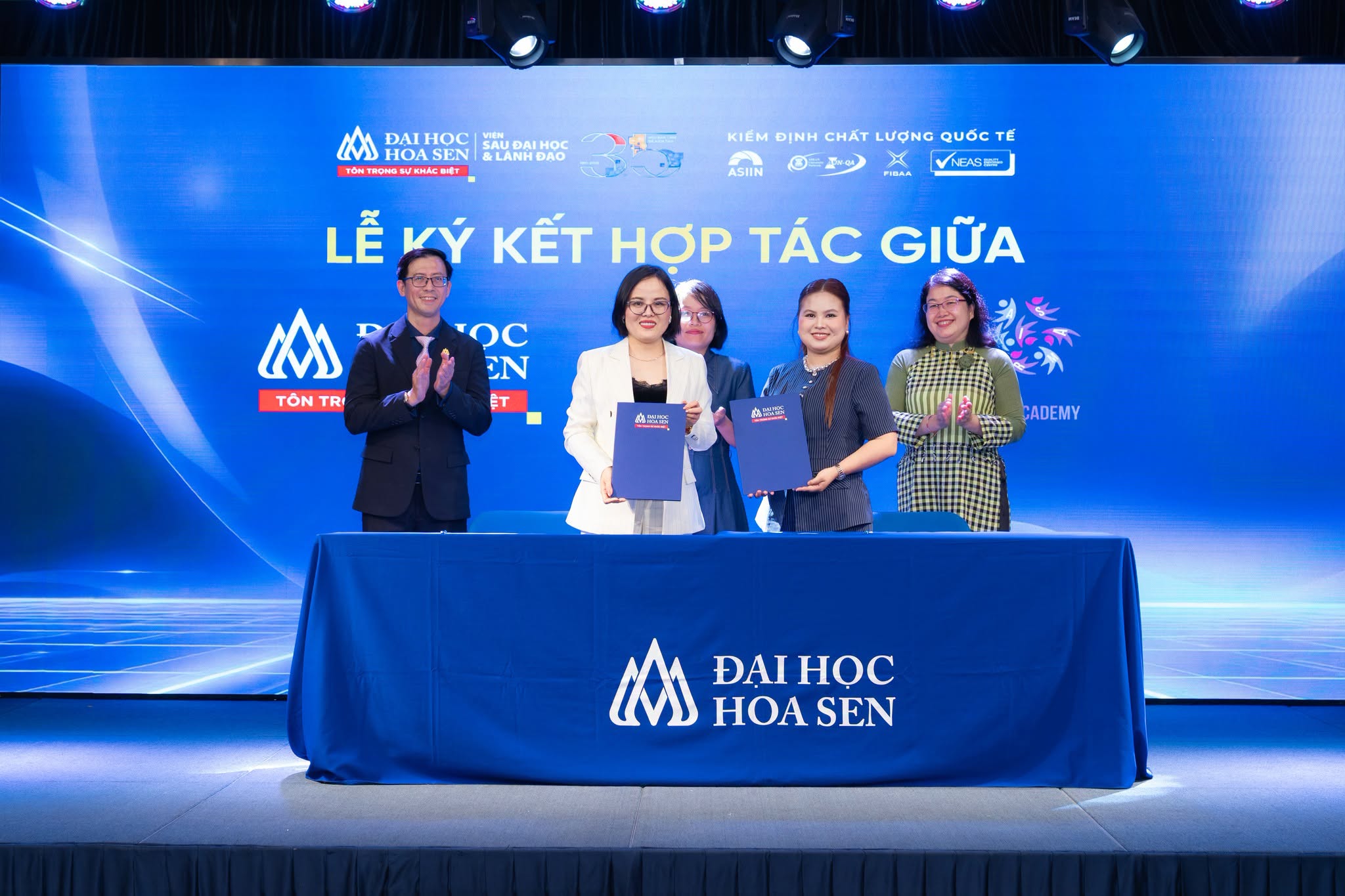Đại học Hoa Sen hợp tác cùng 10 doanh nghiệp, hiệp hội và tổ chức, mở rộng hệ sinh thái đào tạo thạc sĩ gắn với thực tiễn