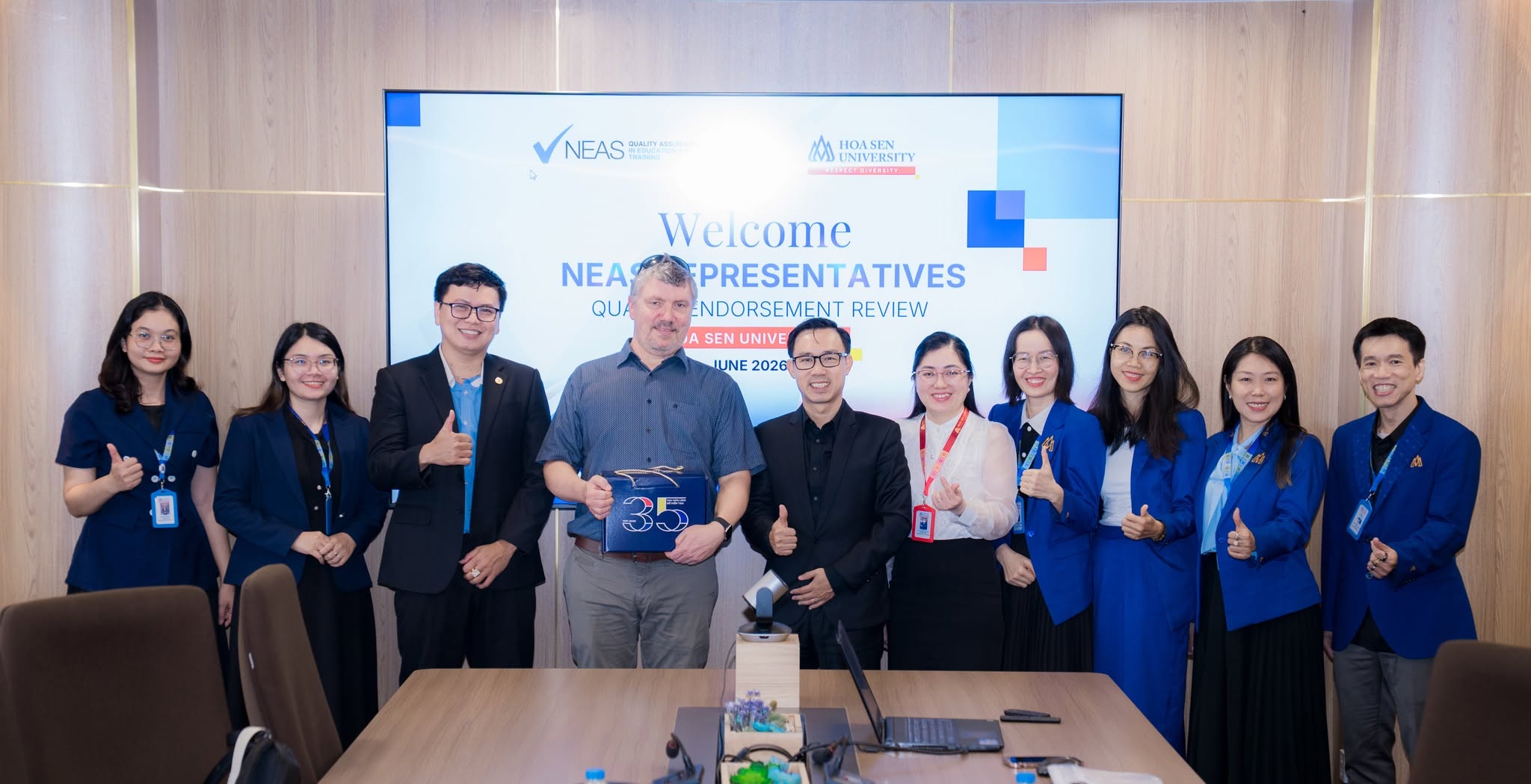Đại học Hoa Sen làm việc cùng NEAS, tiếp tục khẳng định chất lượng chương trình Anh văn tổng quát theo chuẩn quốc tế
