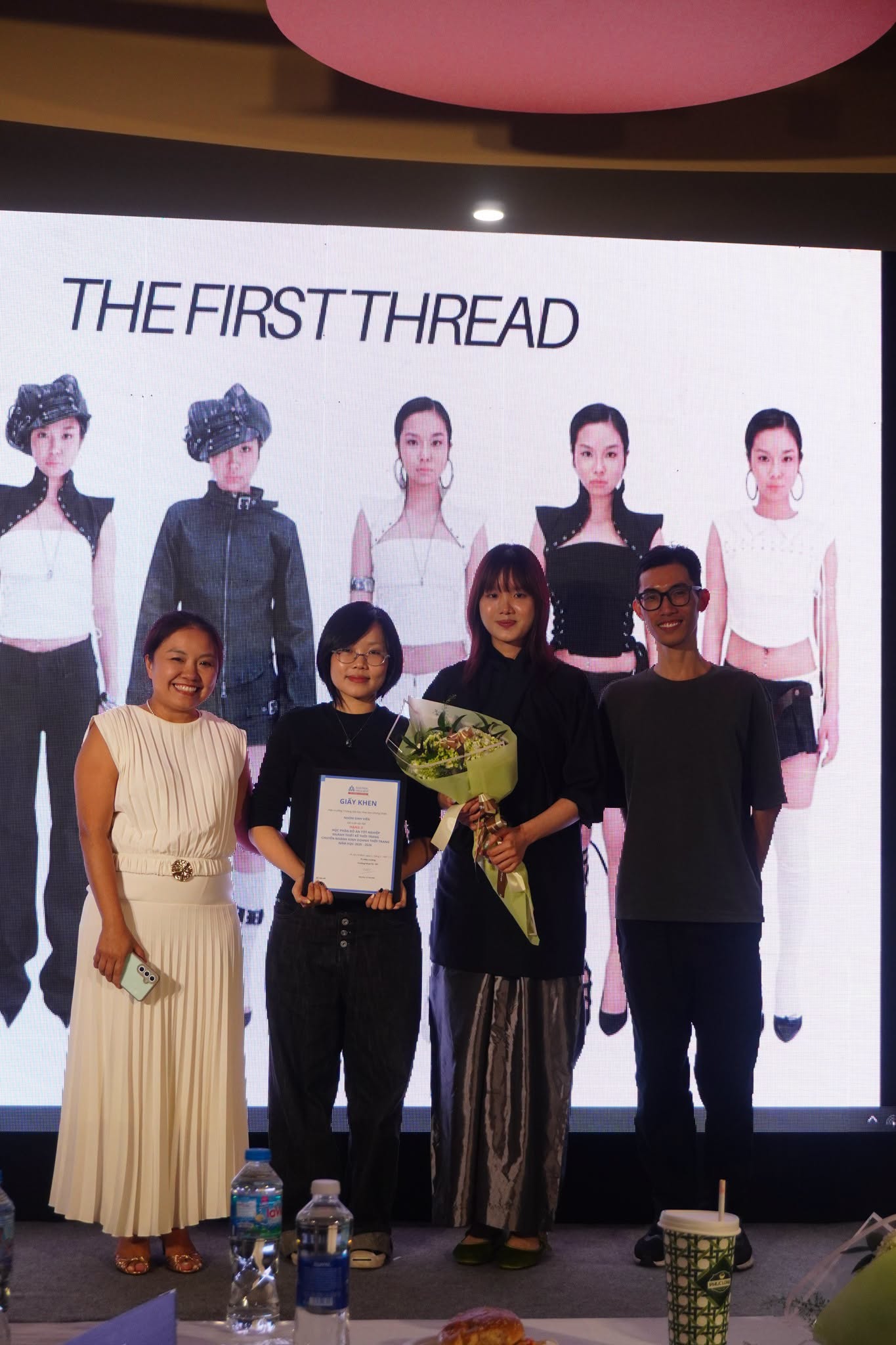 Runway to Business 2026: Sinh viên HSU bảo vệ đồ án tốt nghiệp bằng mô hình thương hiệu thời trang thực tế