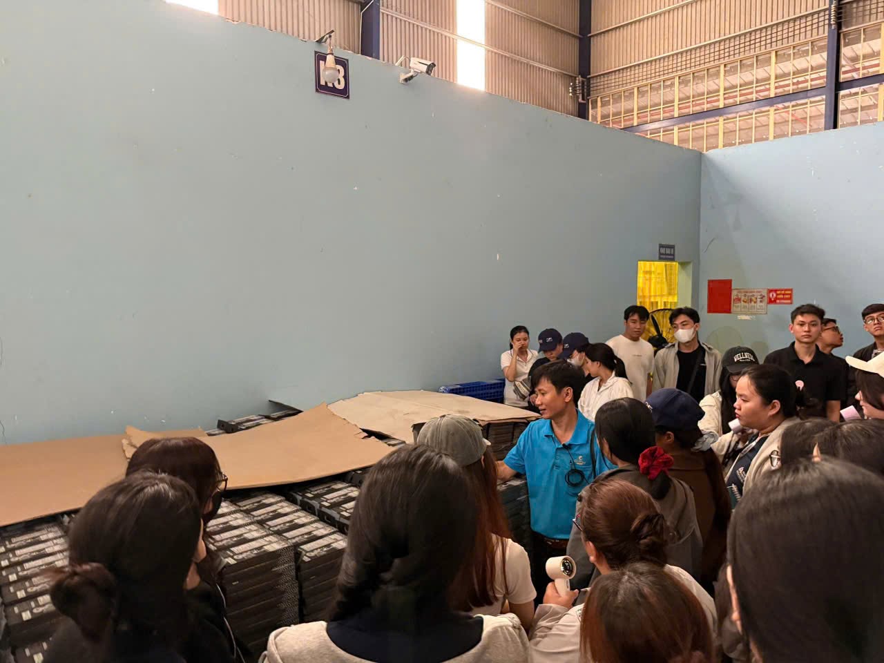 Sinh viên HSU học tập trải nghiệm tại Cần Thơ, khám phá thực tiễn logistics vùng Đồng bằng sông Cửu Long