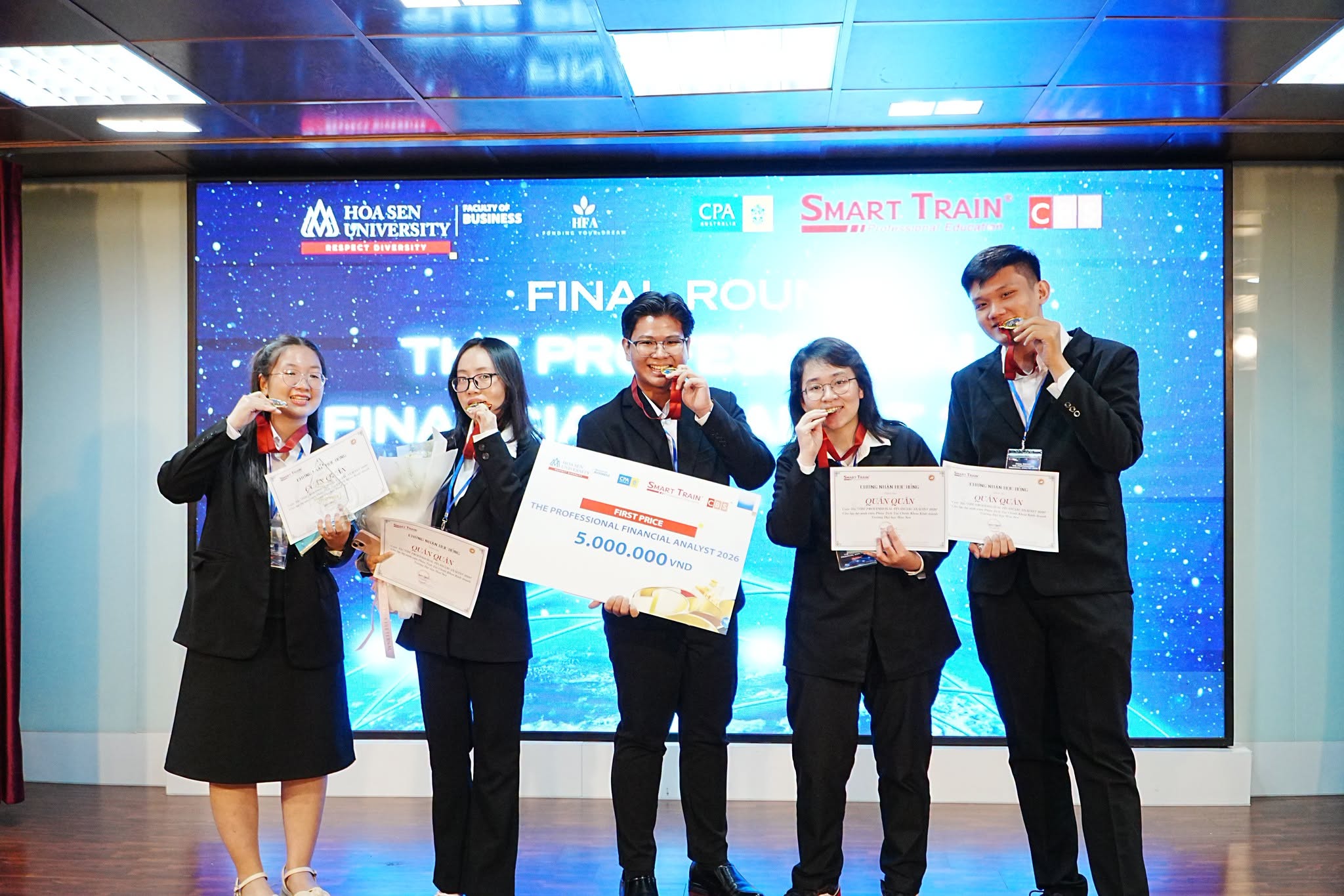 The Professional Financial Analyst 2026: Cuộc thi phân tích tài chính bằng tiếng Anh do sinh viên HSU tổ chức