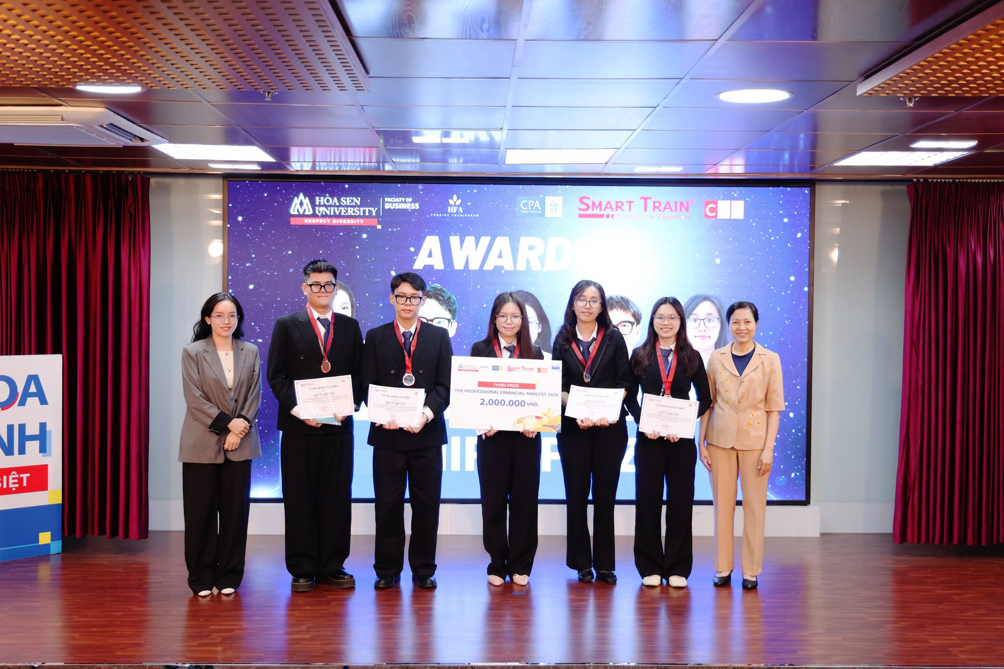 The Professional Financial Analyst 2026: Cuộc thi phân tích tài chính bằng tiếng Anh do sinh viên HSU tổ chức