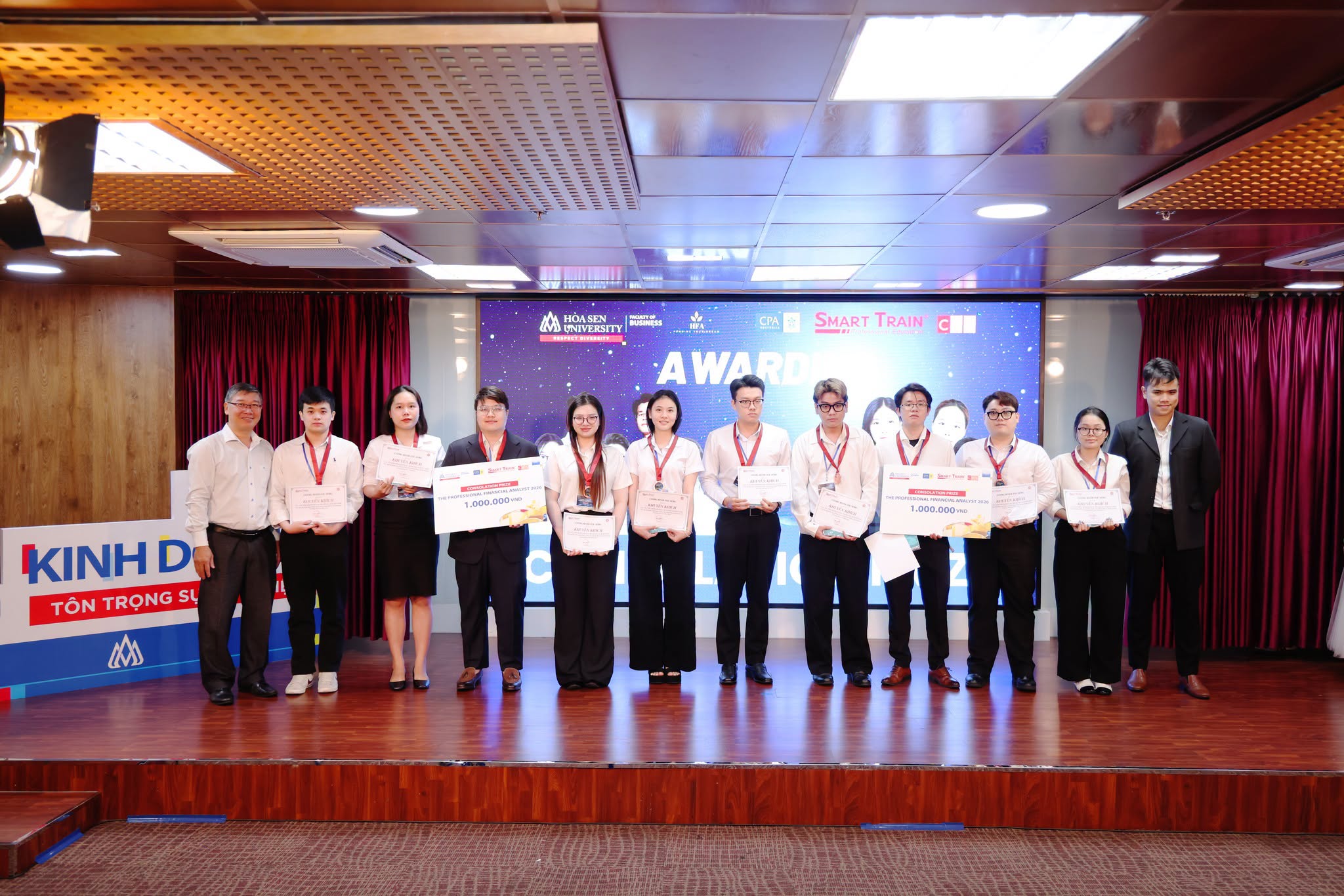 The Professional Financial Analyst 2026: Cuộc thi phân tích tài chính bằng tiếng Anh do sinh viên HSU tổ chức