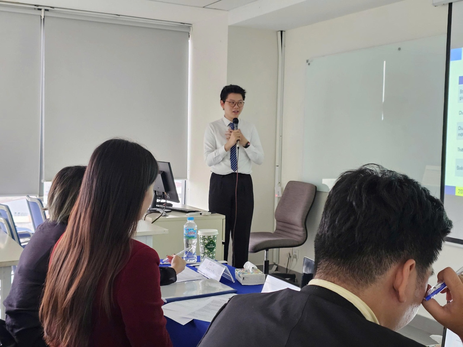 Sinh viên Khoa Du lịch – Nhà hàng – Khách sạn HSU tự tin bảo vệ khóa luận, sẵn sàng bước vào môi trường nghề nghiệp