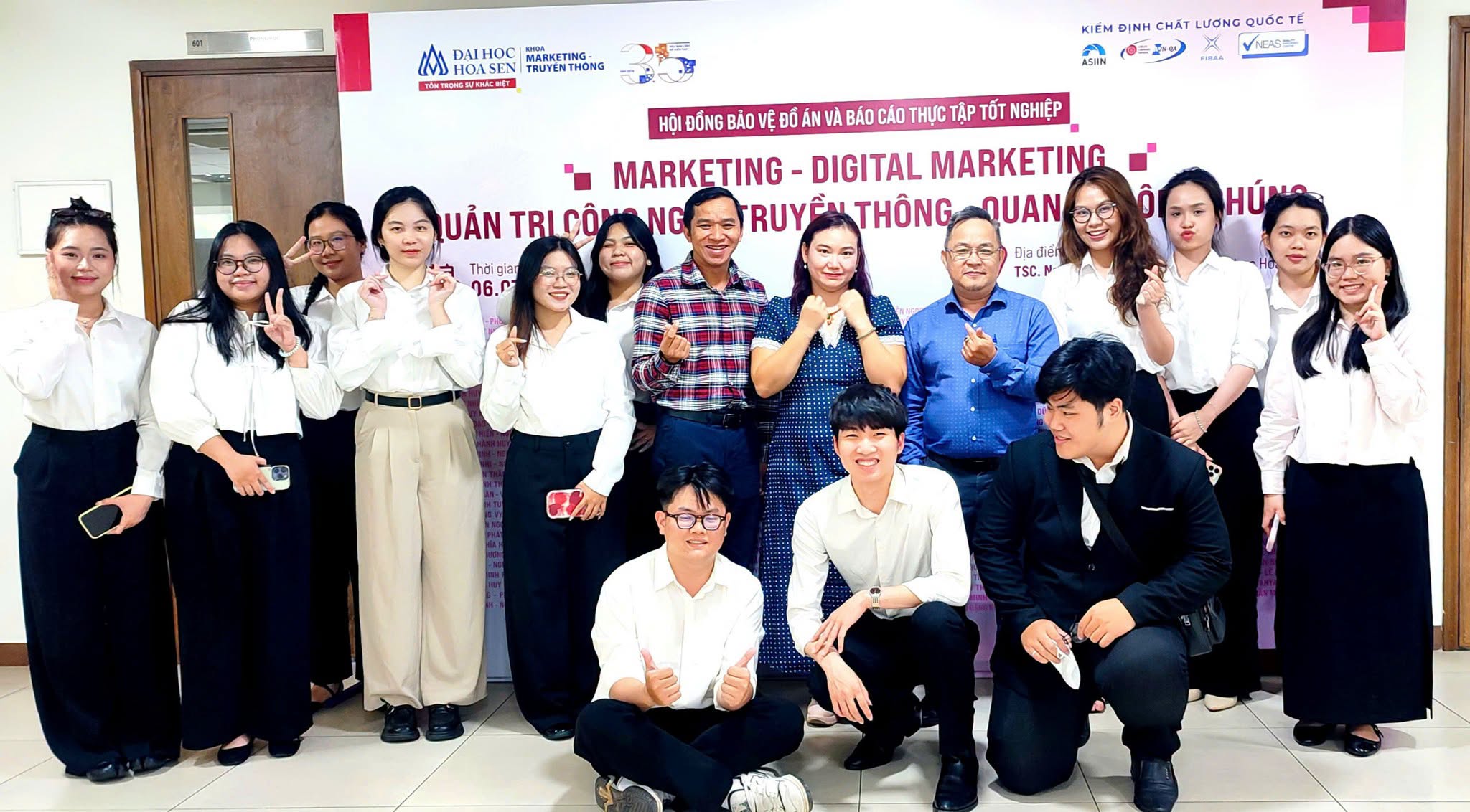 Từ ý tưởng đến dự án thực tiễn: Gần 400 sinh viên Khoa Marketing – Truyền thông khẳng định năng lực qua đồ án tốt nghiệp