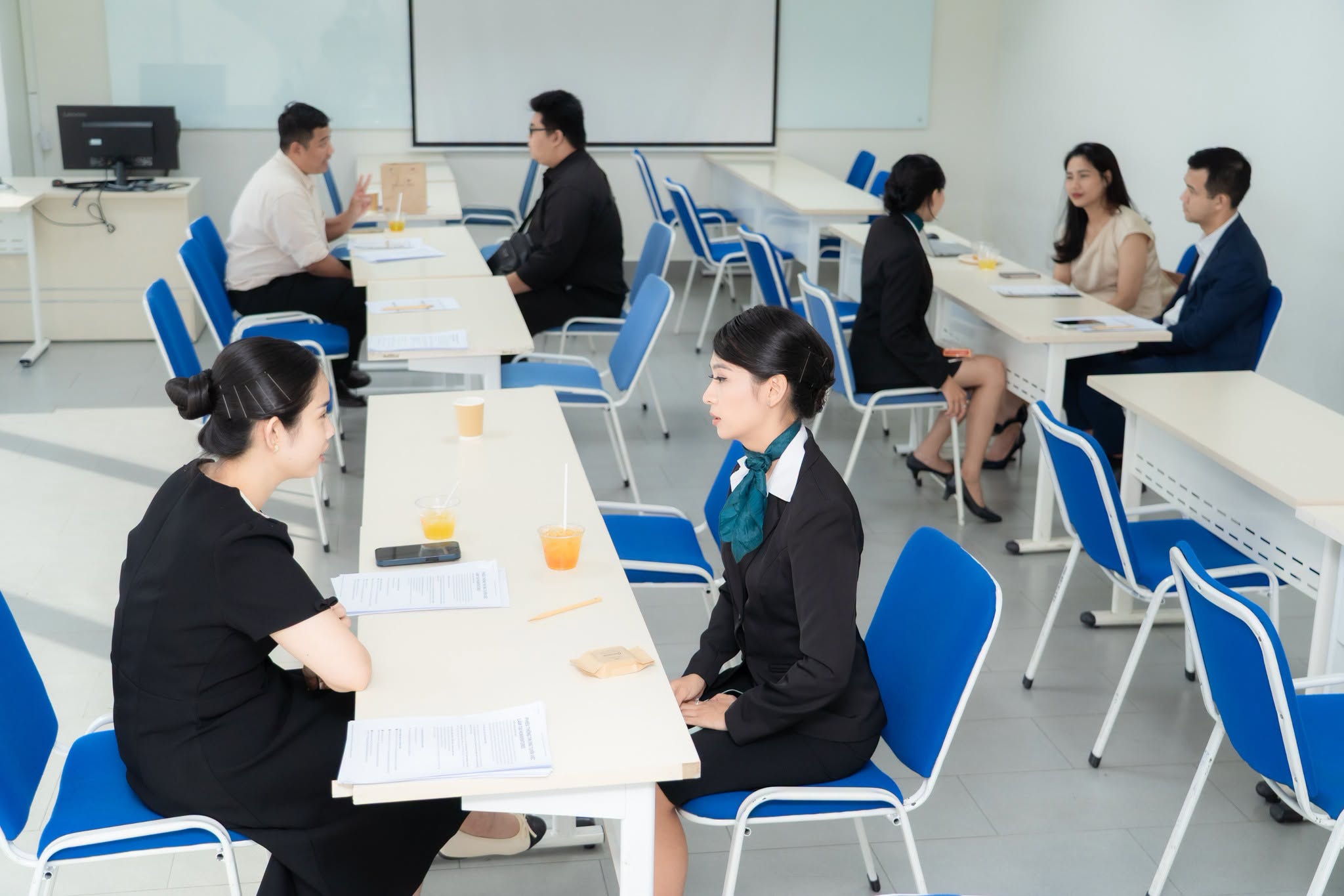 Sinh viên Hoa Sen kết nối hơn 20 doanh nghiệp tại Hospitality & Tourism Career Fair 2026