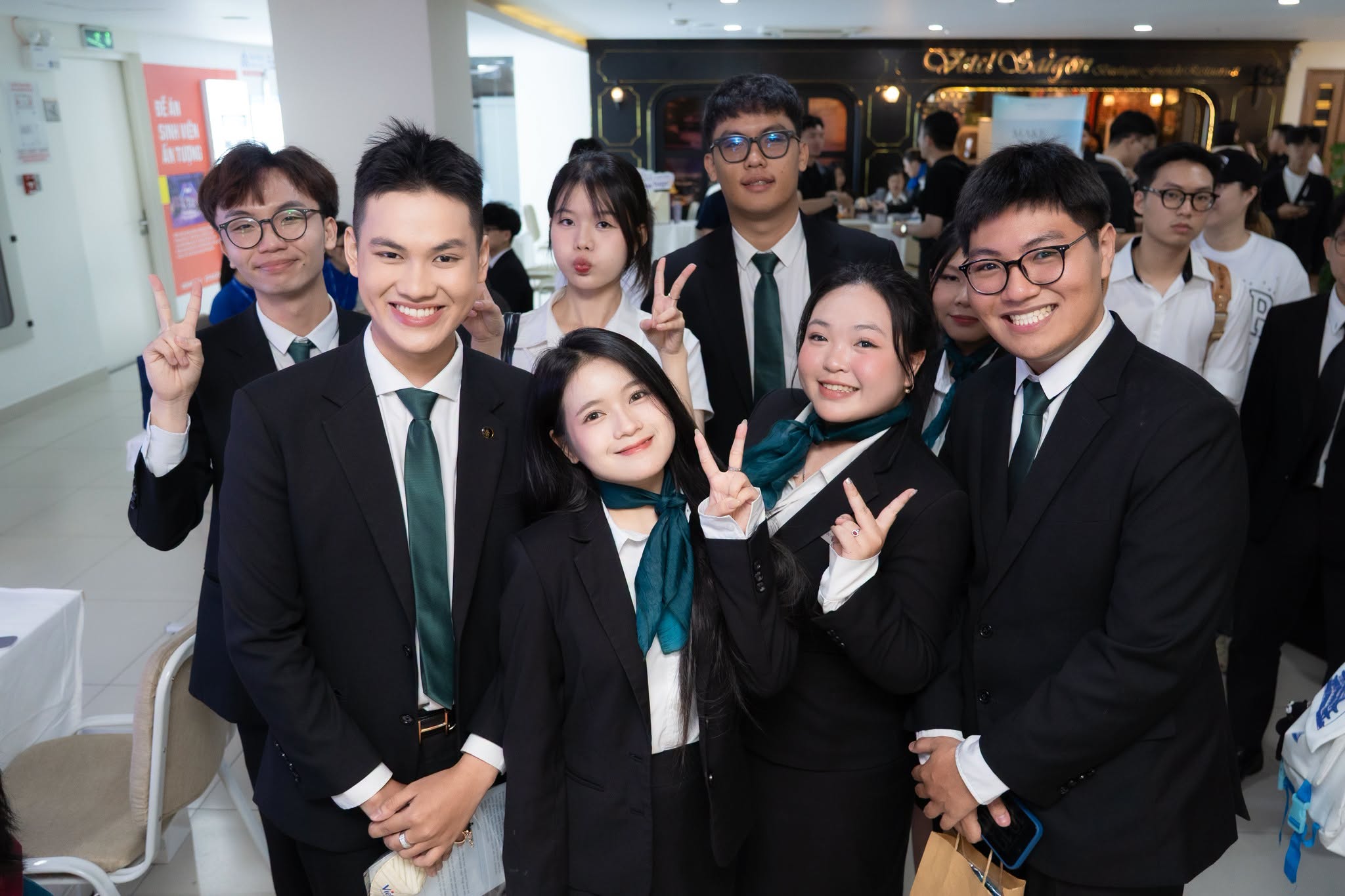 Sinh viên Hoa Sen kết nối hơn 20 doanh nghiệp tại Hospitality & Tourism Career Fair 2026