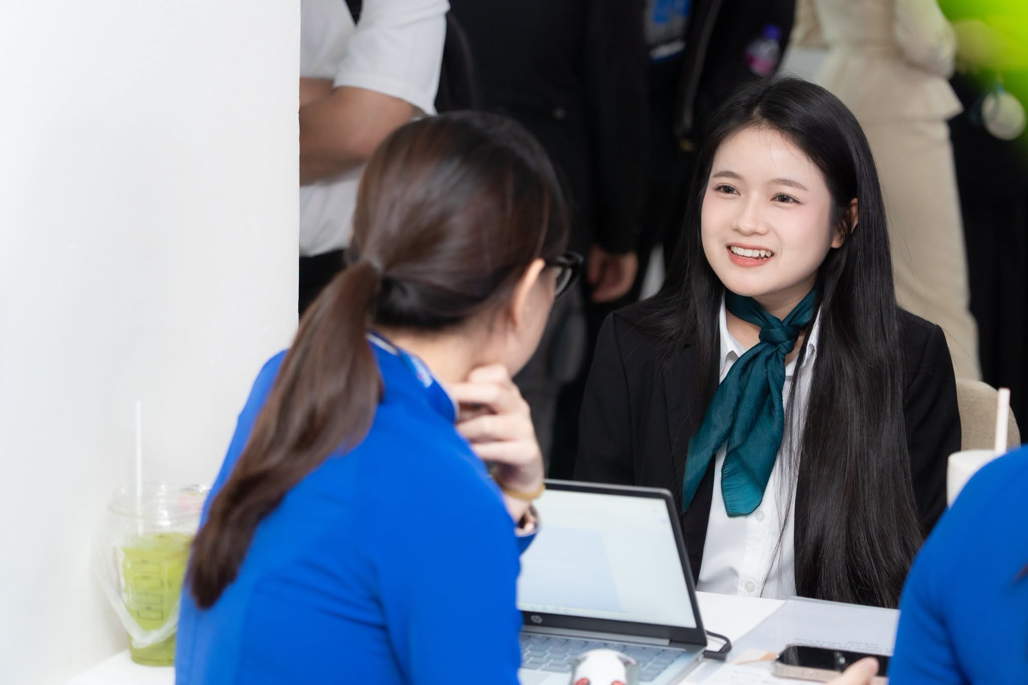 Sinh viên Hoa Sen kết nối hơn 20 doanh nghiệp tại Hospitality & Tourism Career Fair 2026