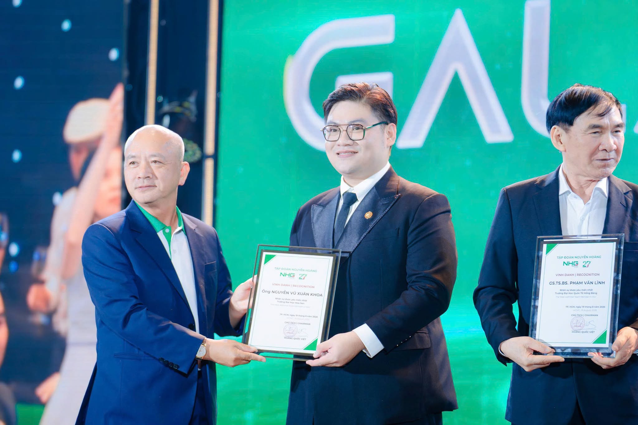 Đại học Hoa Sen chúc mừng 27 năm thành lập Tập đoàn Nguyễn Hoàng