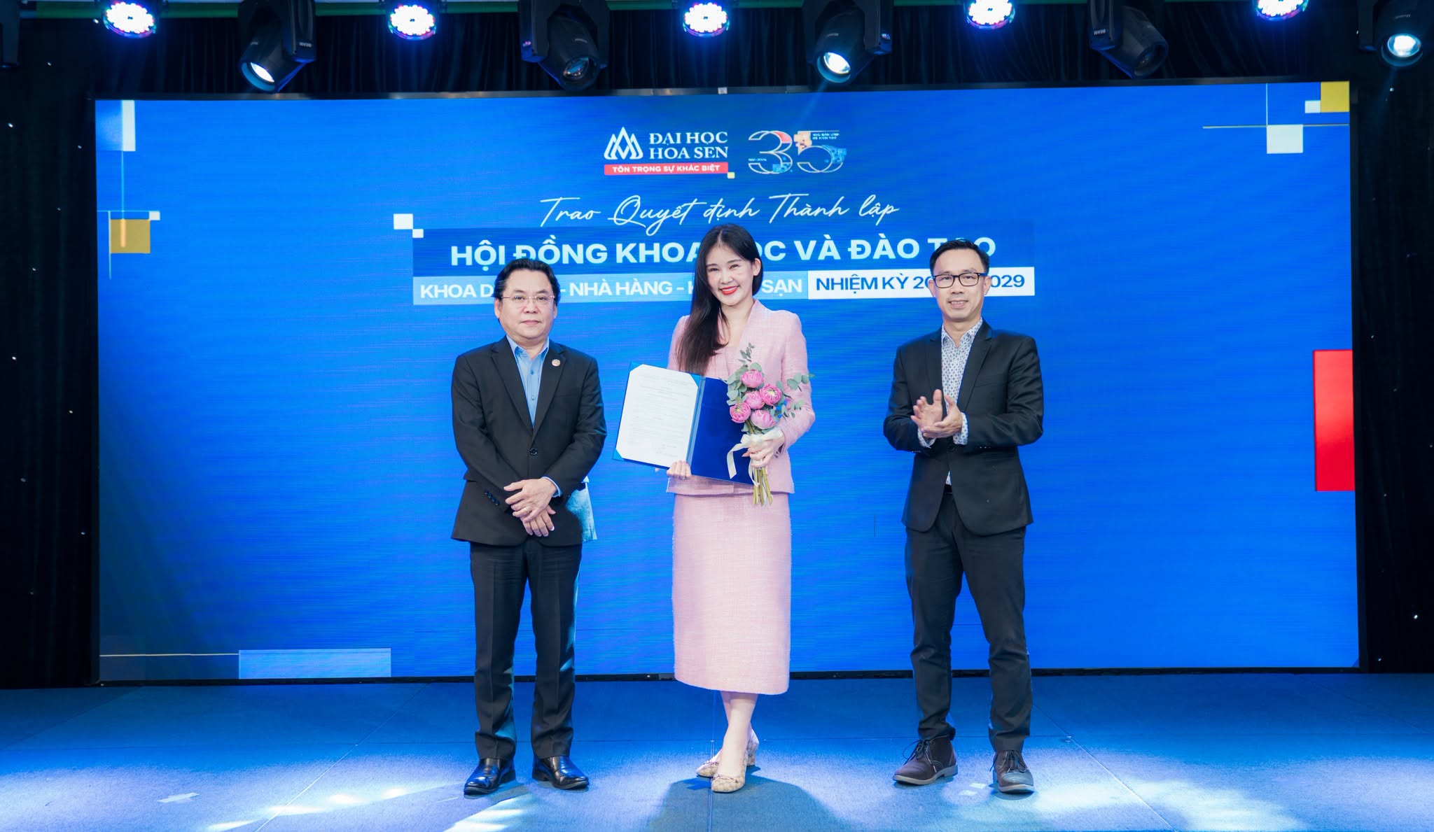 Đại học Hoa Sen thành lập Hội đồng Khoa học và Đào tạo các Khoa, Viện, kiện toàn đội ngũ quản lý