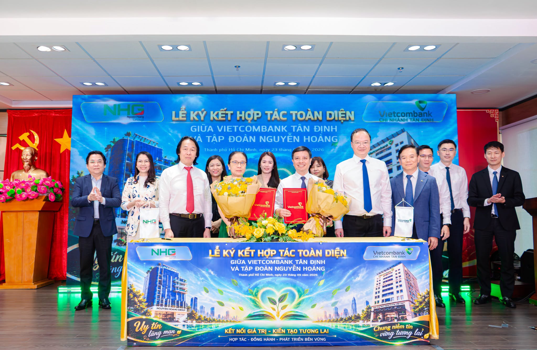 Tập đoàn Nguyễn Hoàng và Vietcombank ký kết hợp tác chiến lược toàn diện