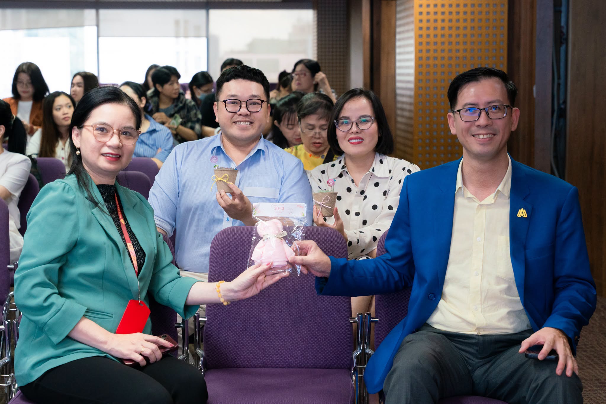 Đại học Hoa Sen chúc mừng ngày Phụ nữ Việt Nam 20/10