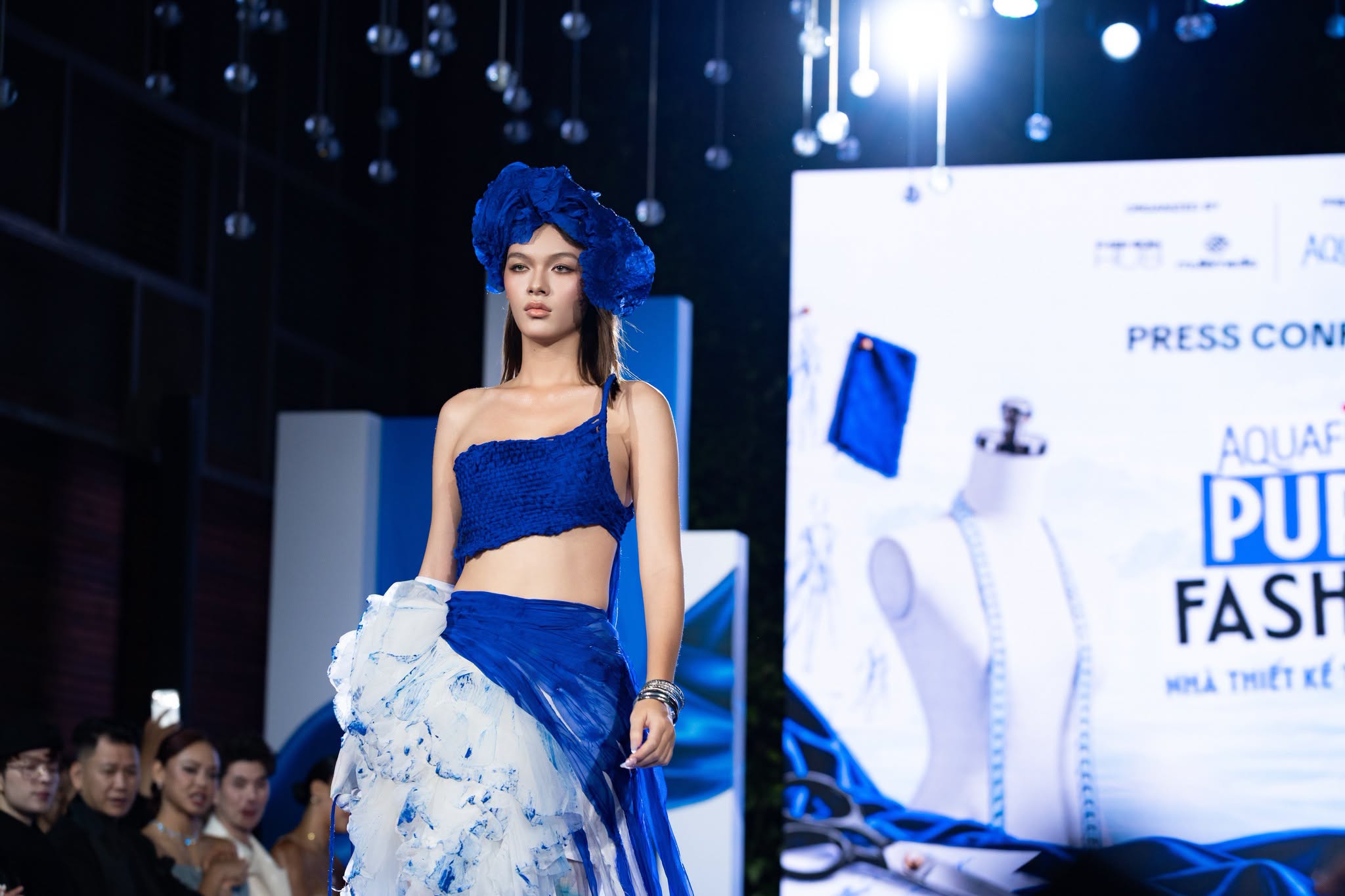 Jennifer Phạm - Sinh viên Thiết kế thời trang HSU ghi dấu ấn tại TOP 15 Aquafina Pure Fashion 2026