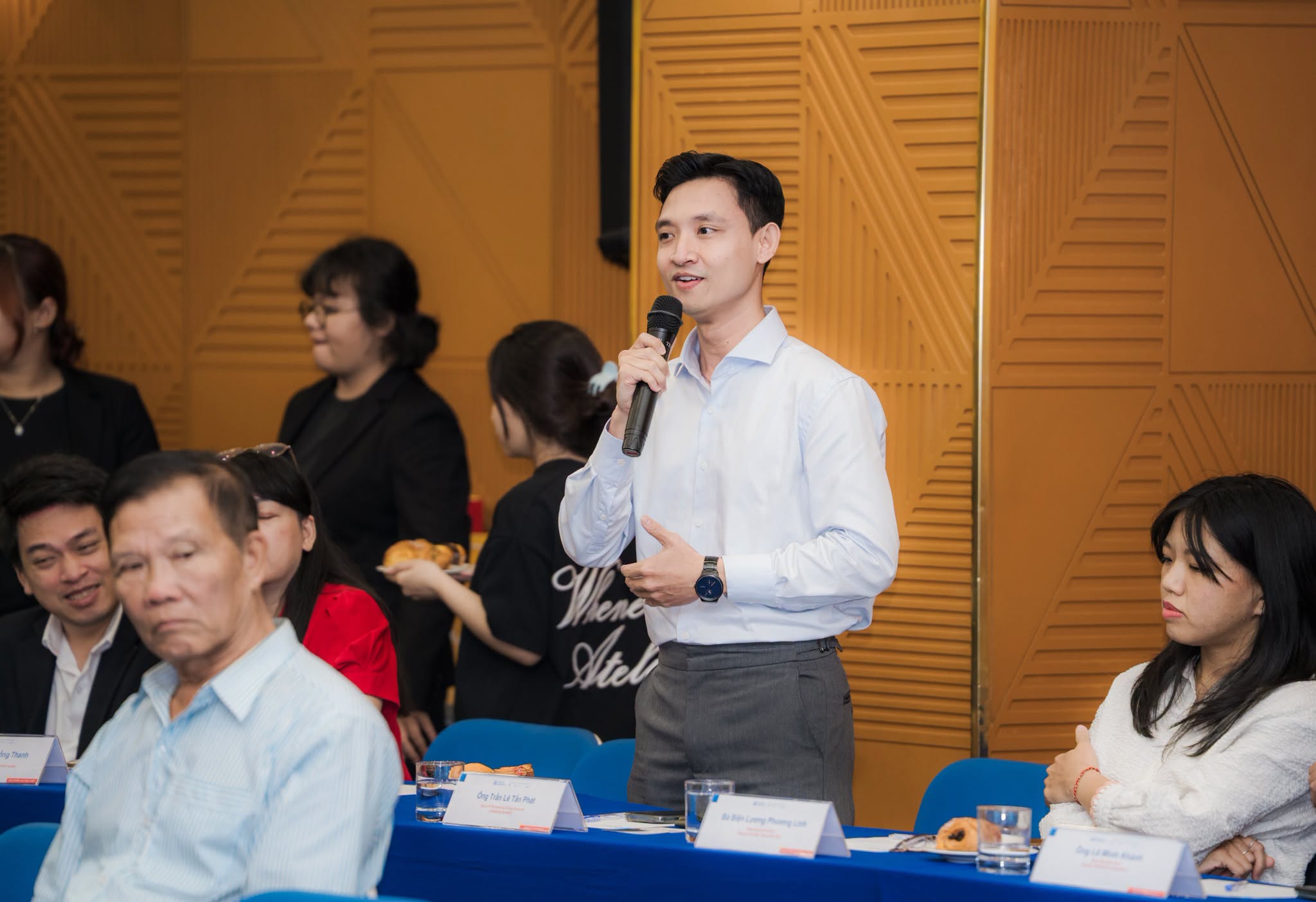 HSU ký kết MOU với 17 doanh nghiệp, mở rộng hệ sinh thái đào tạo