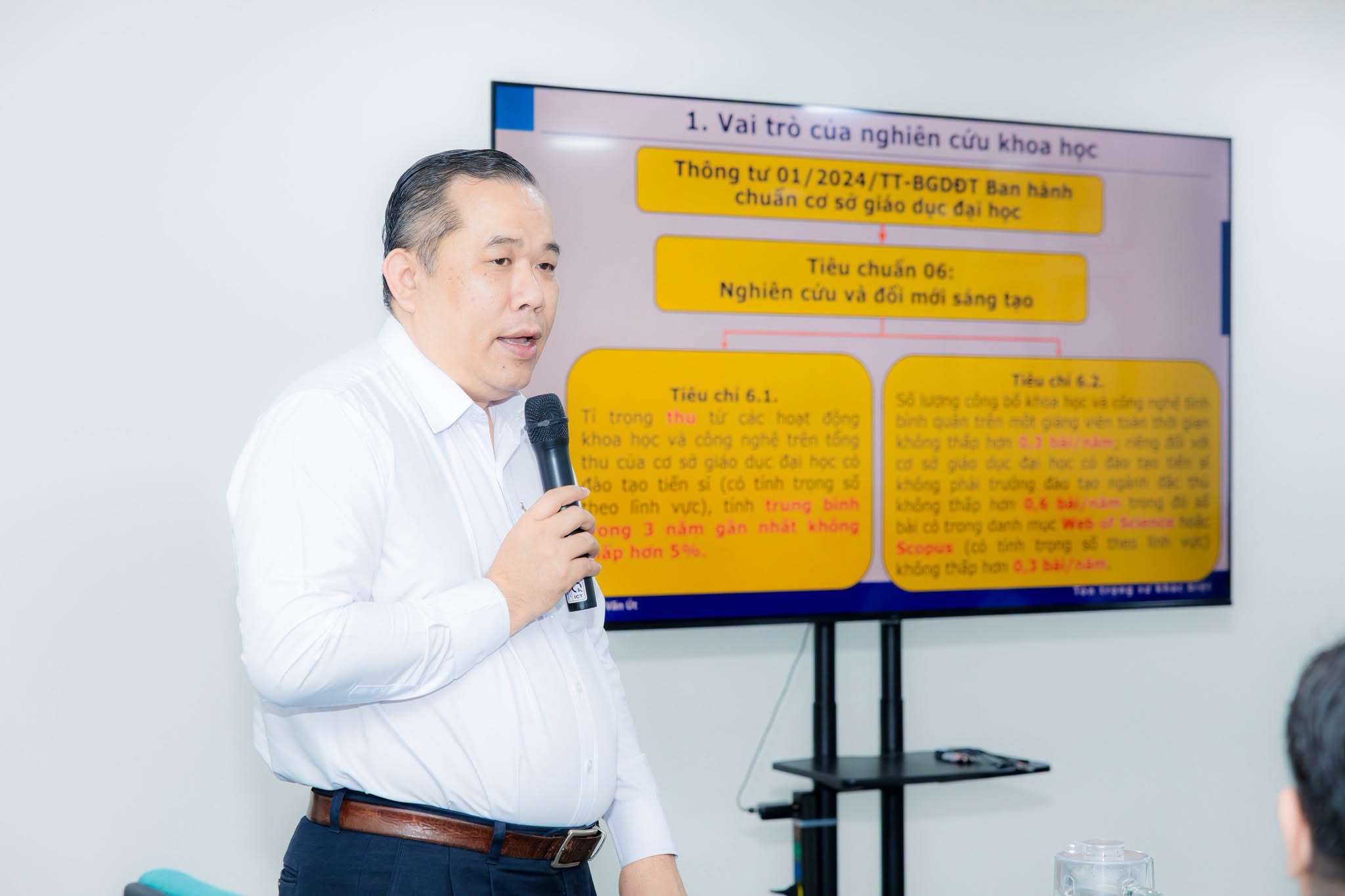 Nghiên cứu Marketing - Truyền thông: Từ năng lực phân tích đến cơ hội công bố quốc tế
