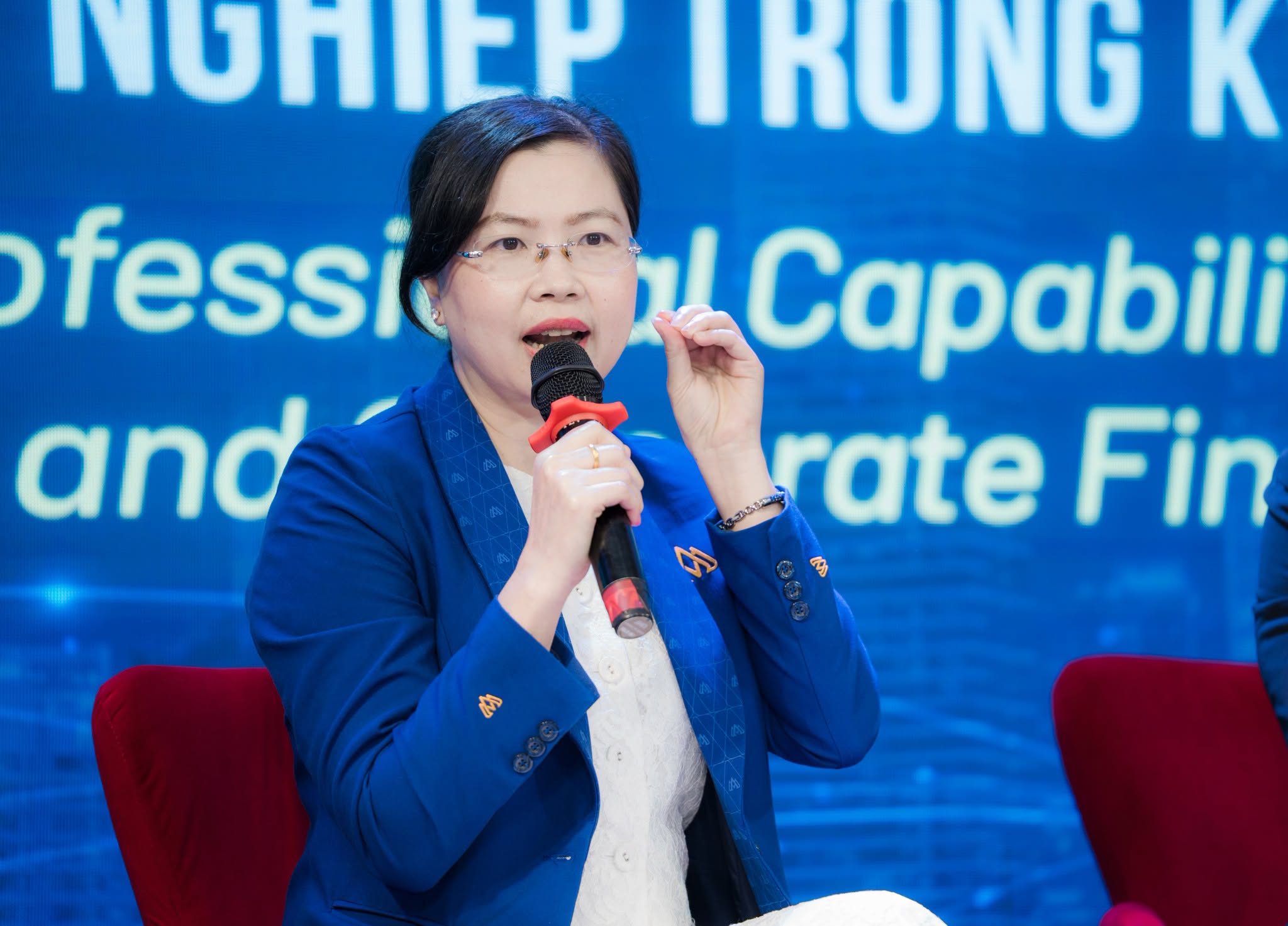 Sinh viên HSU đón đầu xu hướng Kế toán - Tài chính trong kỷ nguyên AI, mở rộng cơ hội với CMA