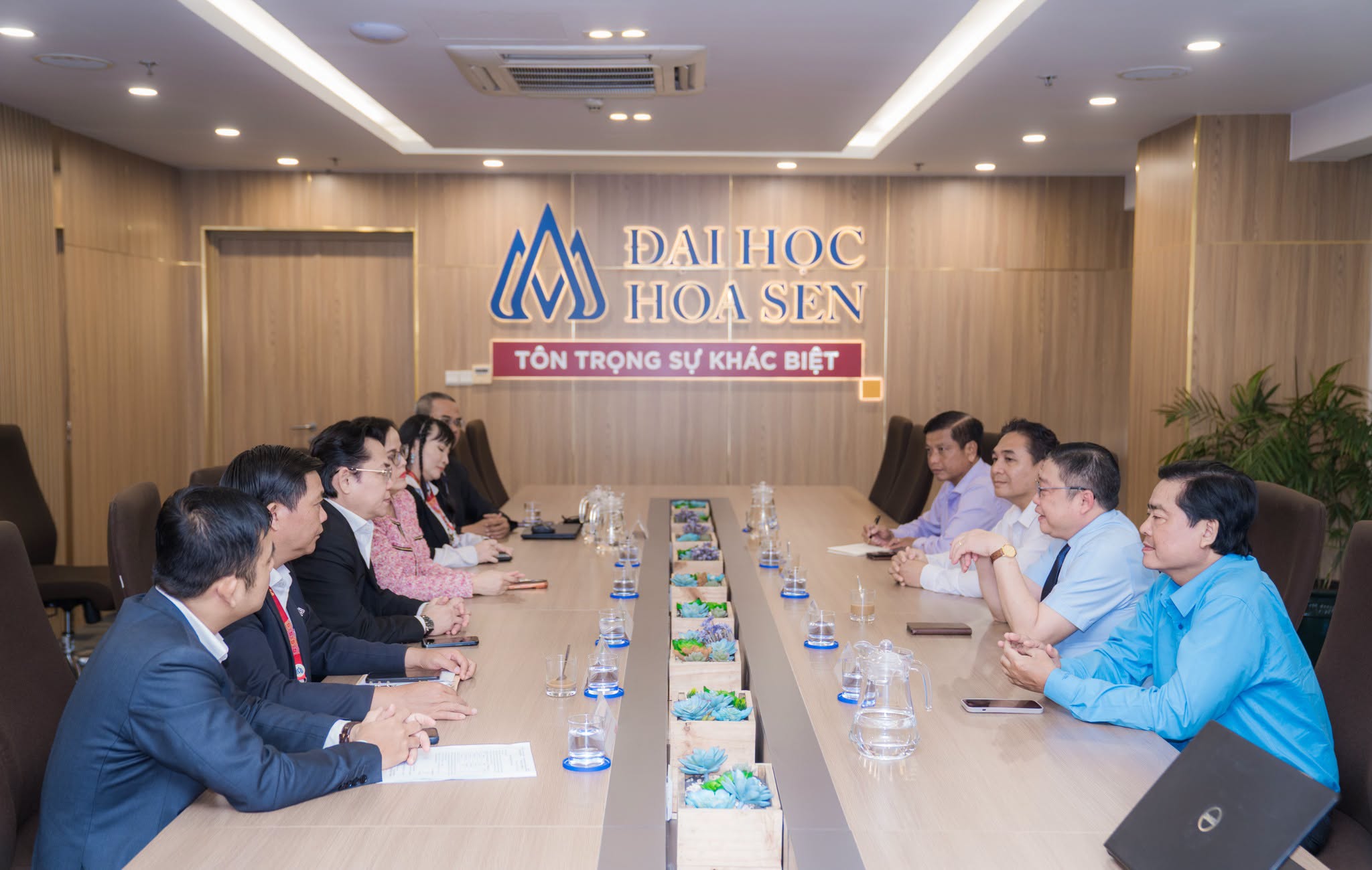 Đại học Hoa Sen và Đại học Kiên Giang ký MOU hợp tác đào tạo, nghiên cứu và đổi mới sáng tạo
